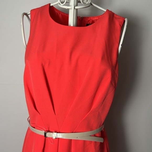 NWT Sharagano dress with belt - Picture 2 of 5